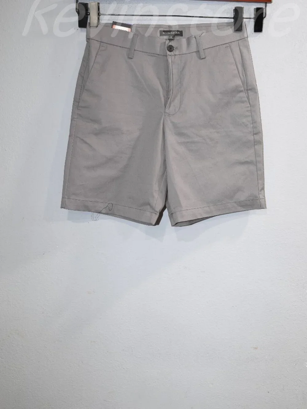 3‎ pairs Banana Republic Men's Chino Shorts. Price is for 3 .